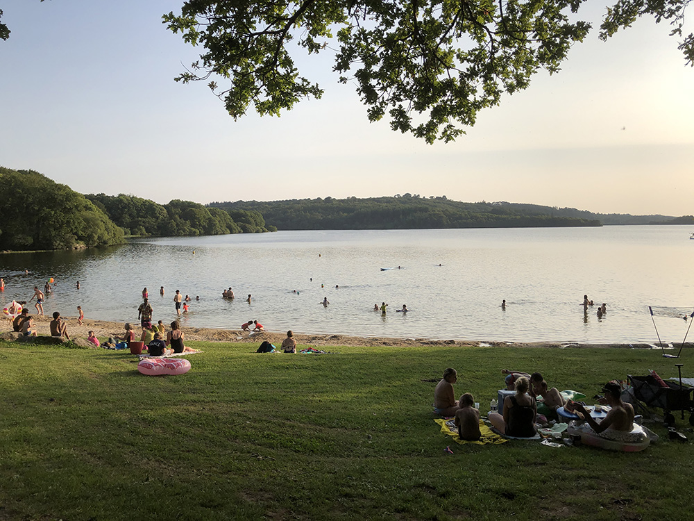 la-maison-de-lydie-swiftelodge-chambres-dhôtes-monts-darrée-finistère-bretagne-alentours-lac-du-drennec